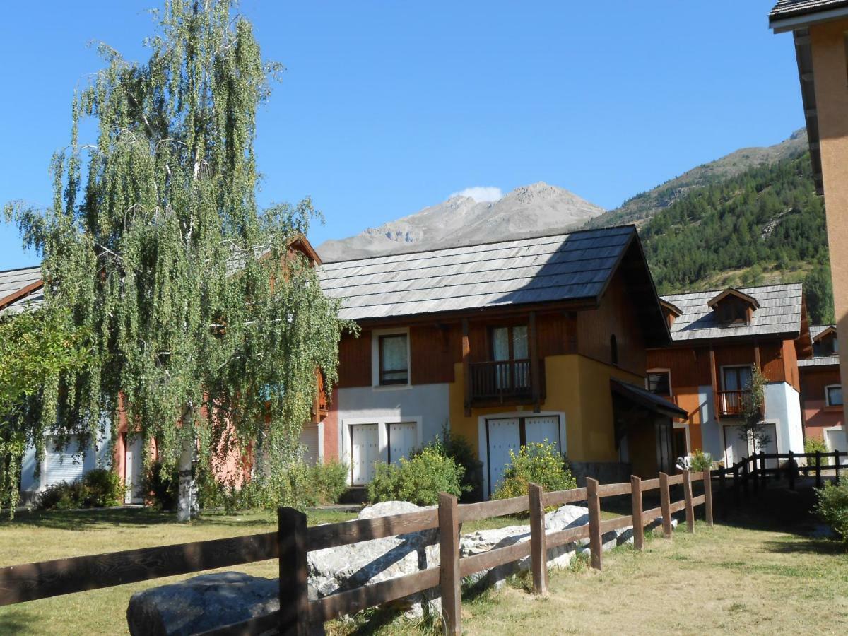 Les Chalets Du Jardin Alpin La Salle-les-Alpes Εξωτερικό φωτογραφία